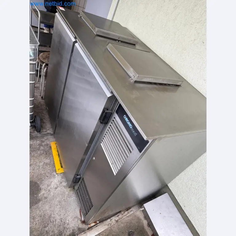 Stroje a systémy z oblasti dodávek pro automobilový průmysl-3