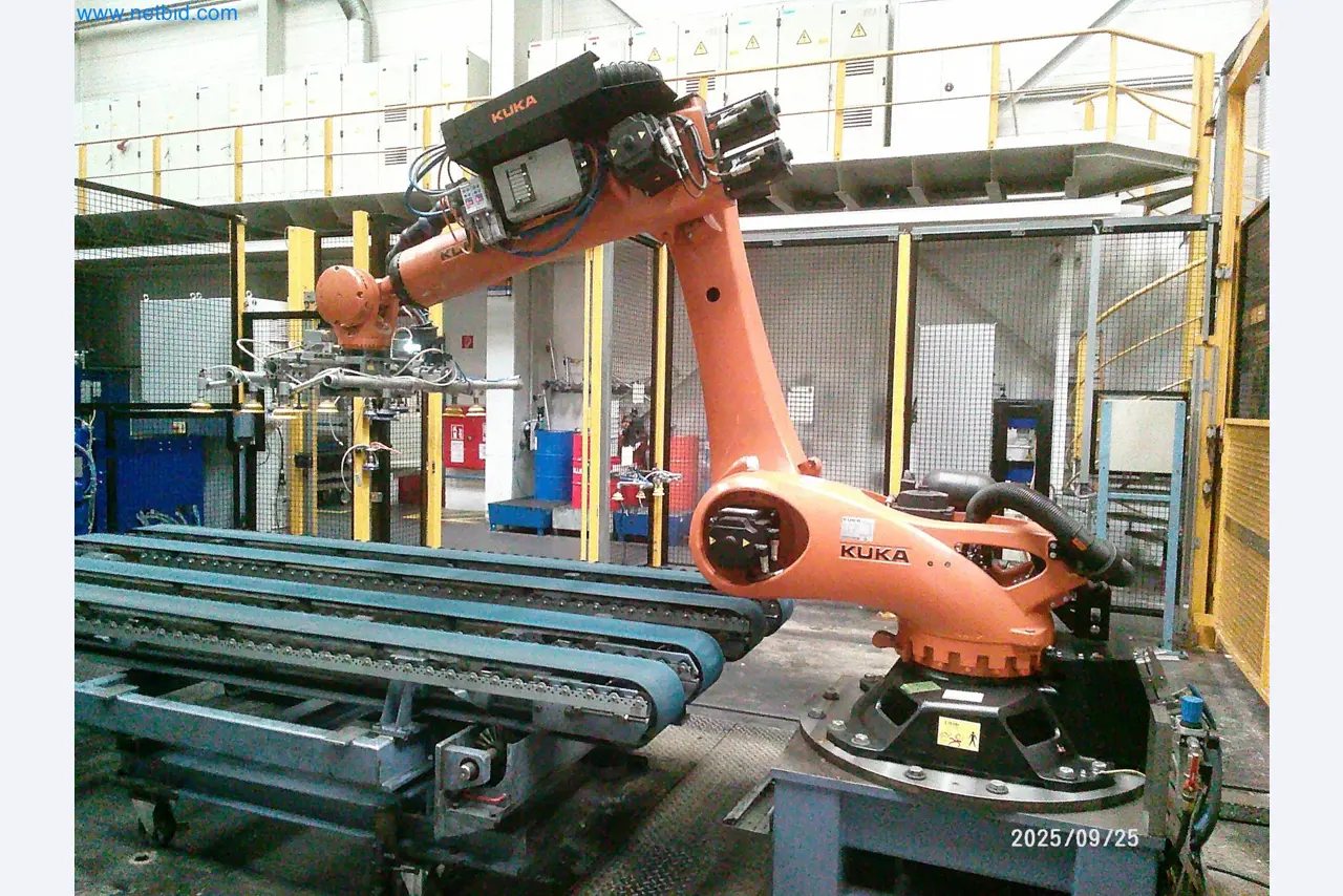 Machines and systems from the automotive supply industry-11