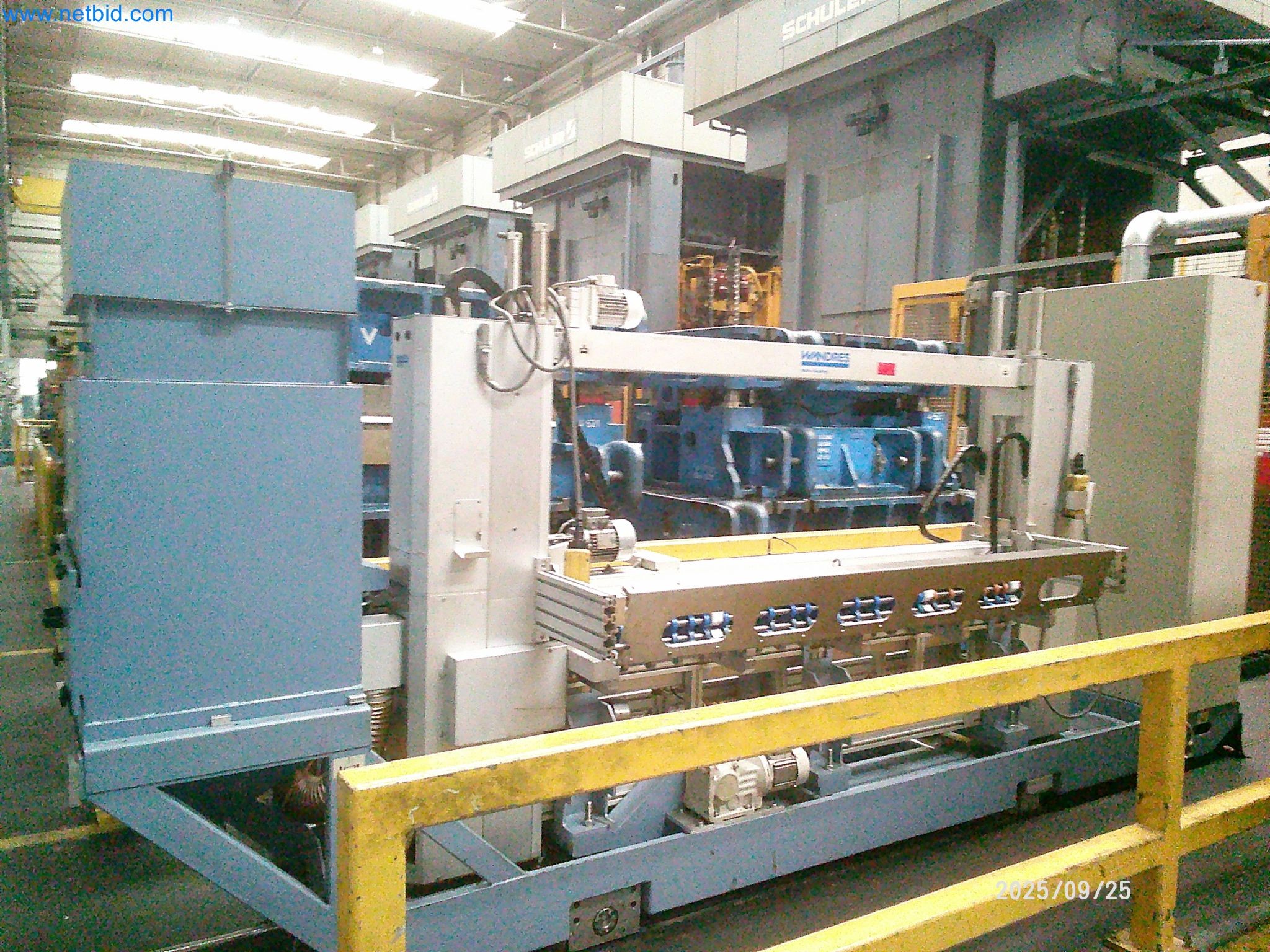 Machines and systems from the automotive supply industry-16