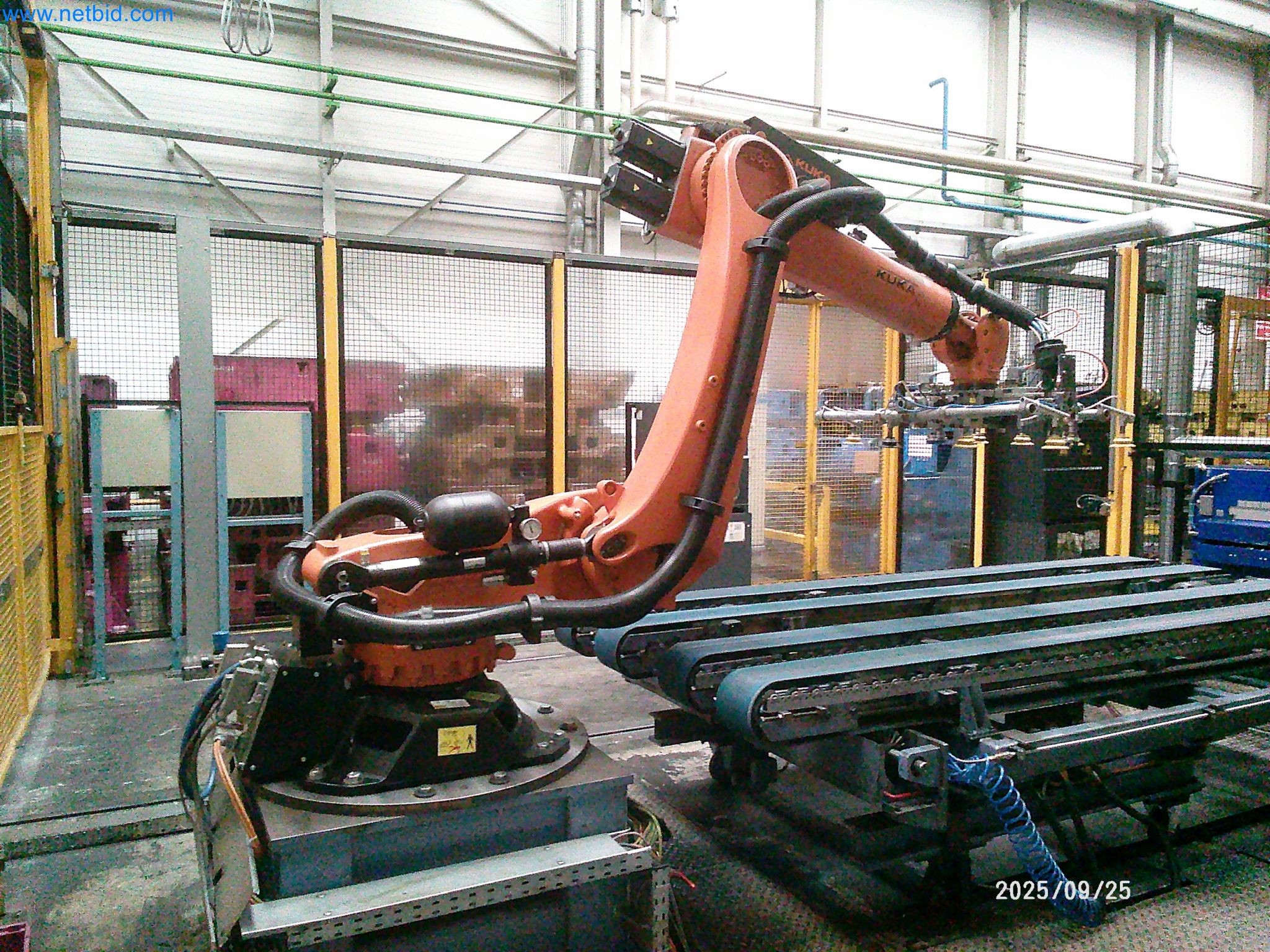 Machines and systems from the automotive supply industry-8