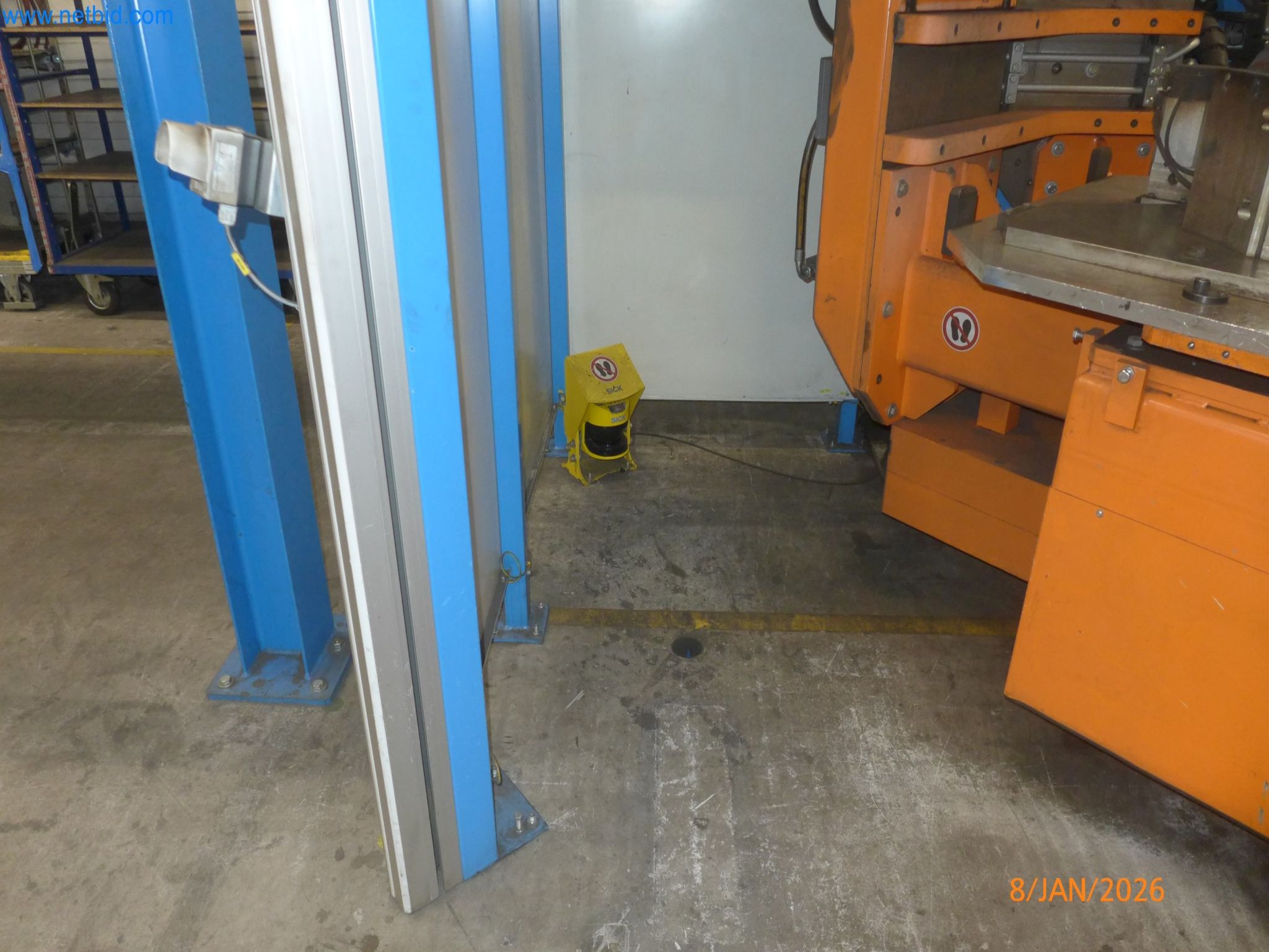 Machines and systems from the automotive supply industry-18