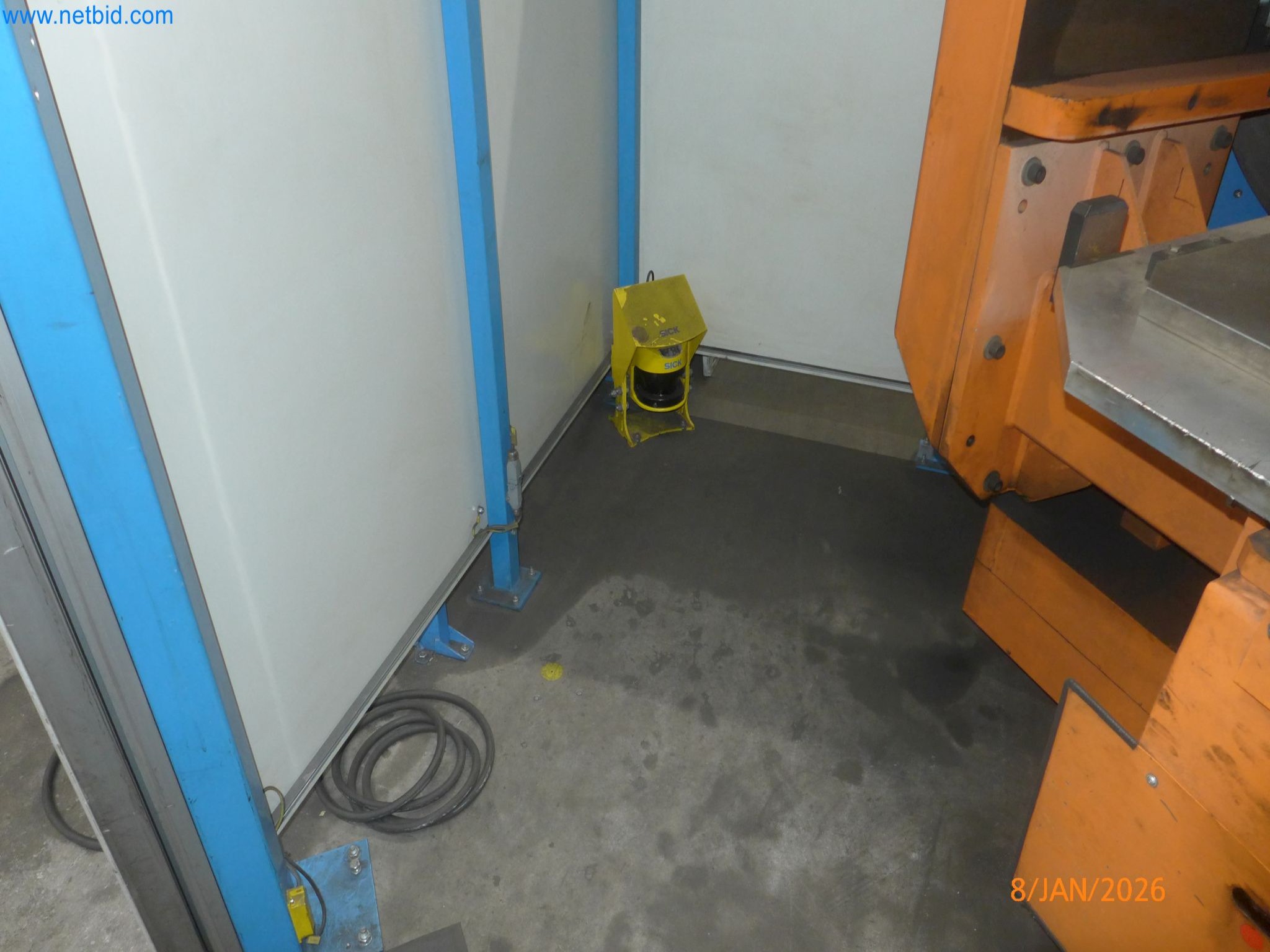 Machines and systems from the automotive supply industry-27