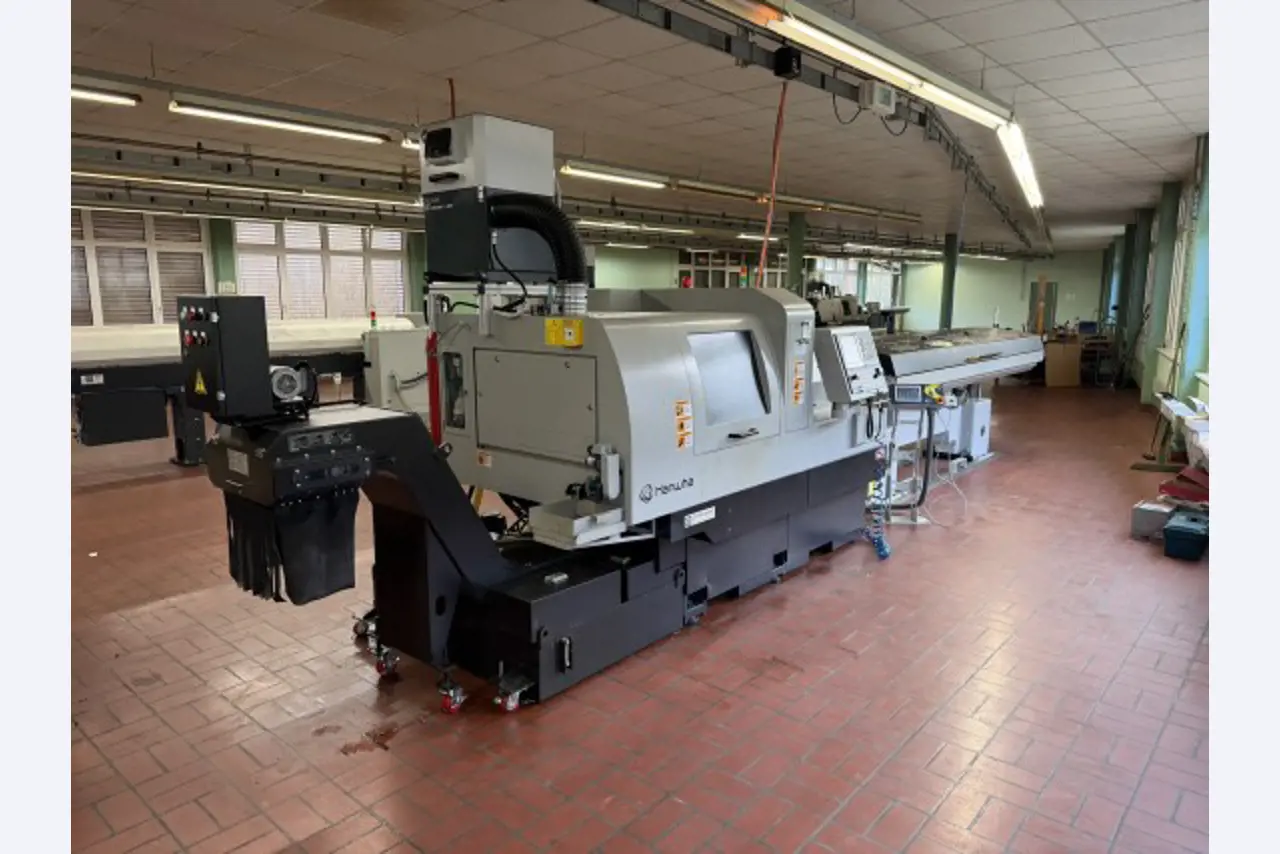 Vysoce kvalitní CNC soustružnické automaty s posuvným vřeteníkem z tovární uzávěrky-2