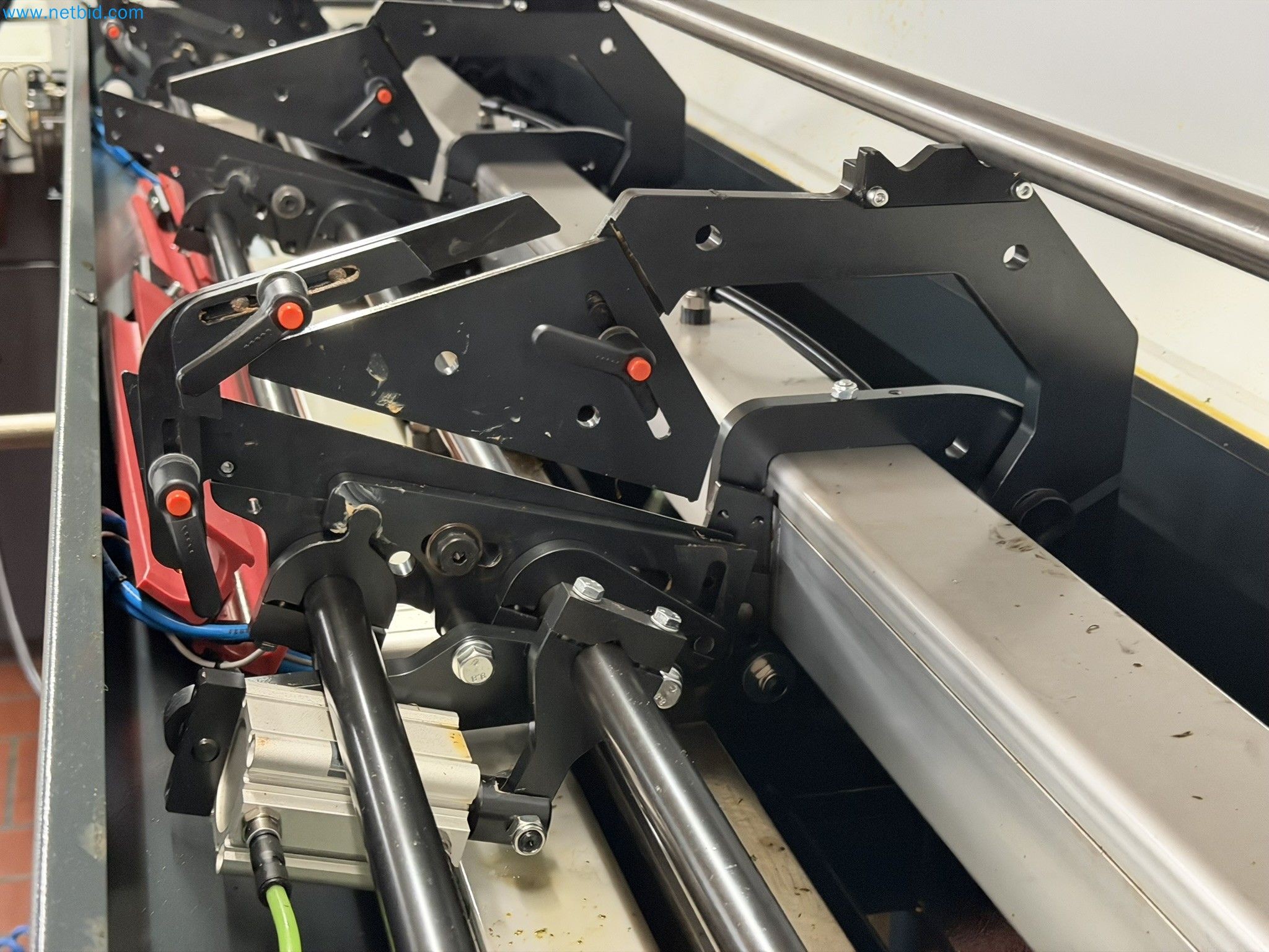 High-quality CNC sliding headstock automatic lathes from factory closure-15