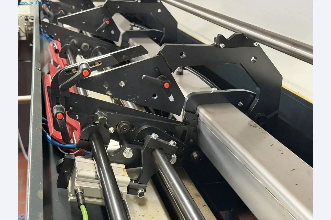 High-quality CNC sliding headstock automatic lathes from factory closure-15