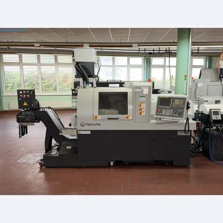 High-quality CNC sliding headstock automatic lathes from factory closure-1