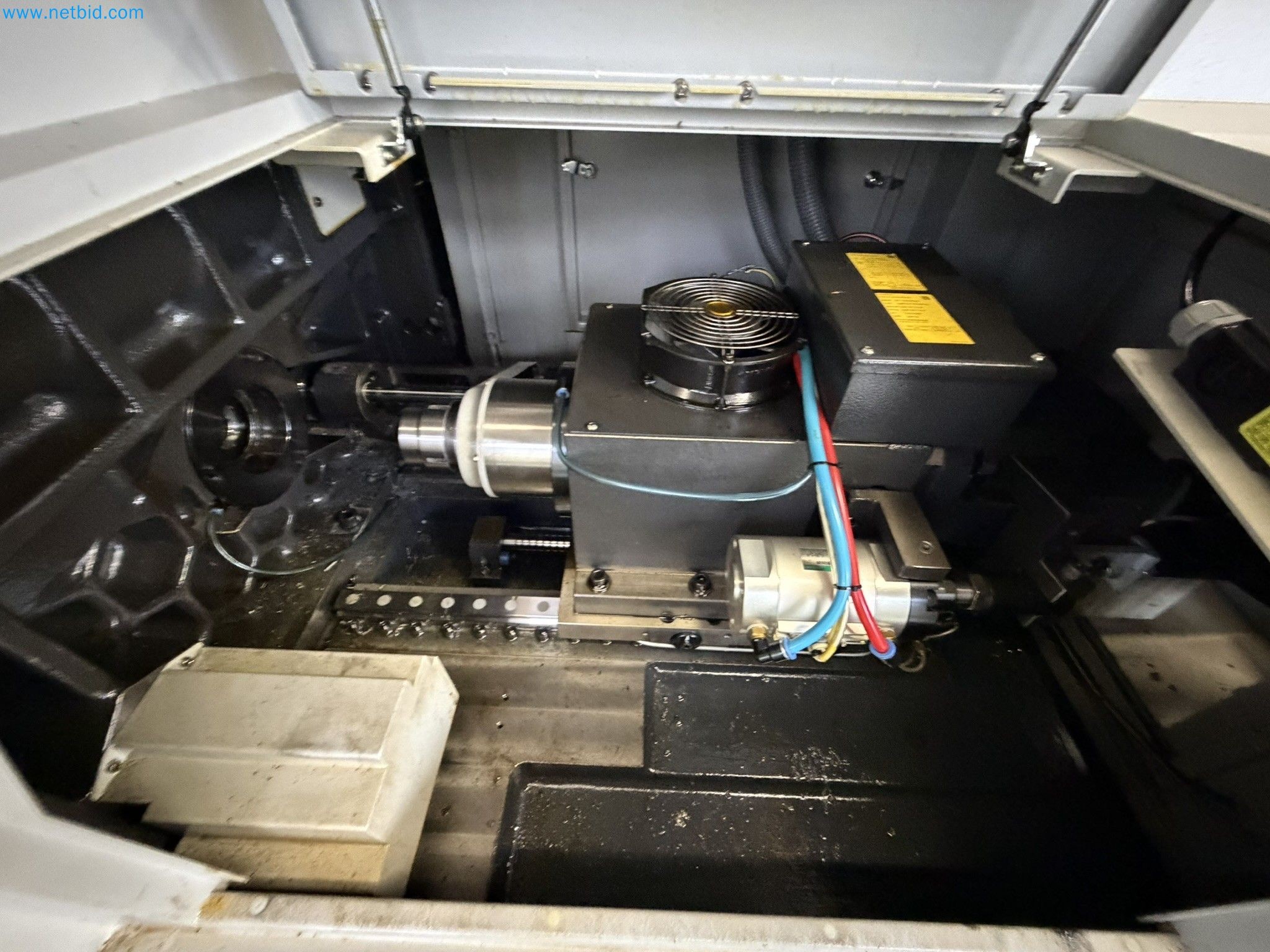 High-quality CNC sliding headstock automatic lathes from factory closure-12