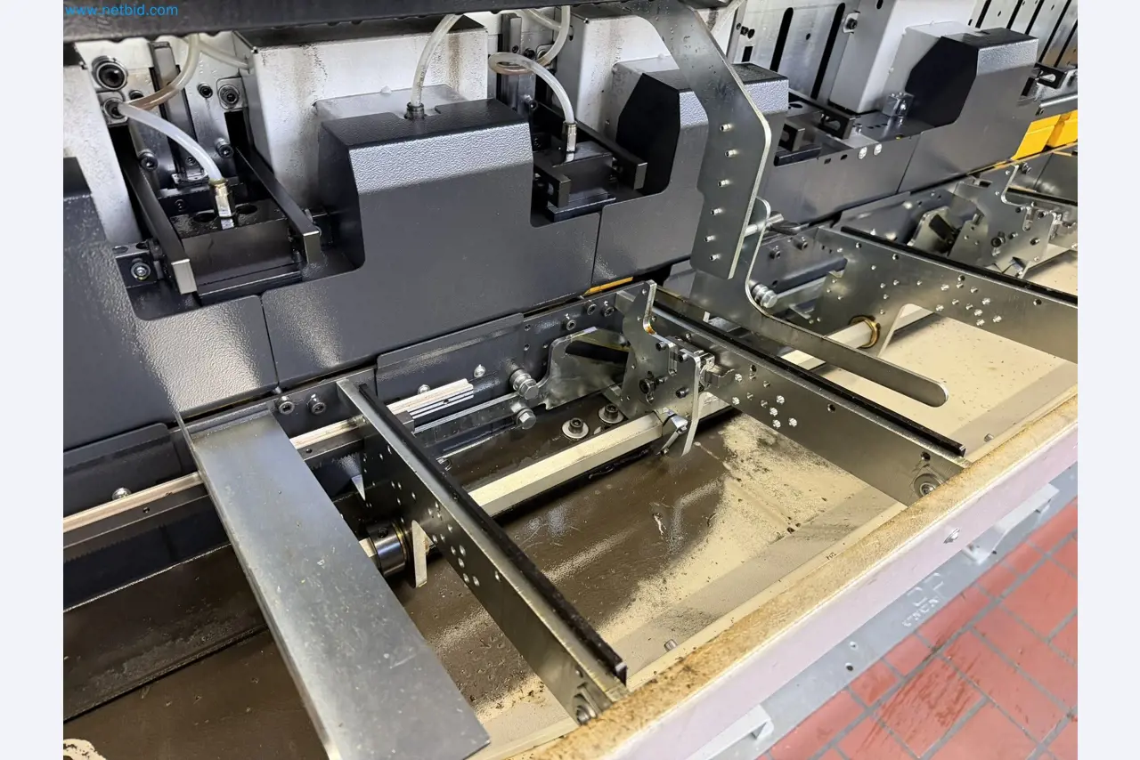 High-quality CNC sliding headstock automatic lathes from factory closure-16