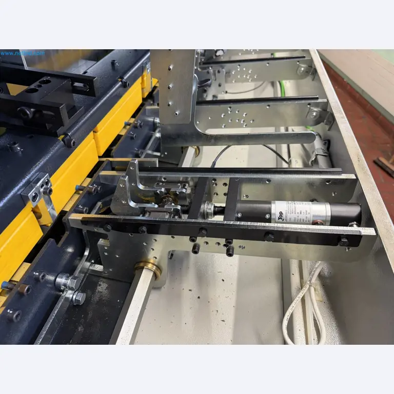 High-quality CNC sliding headstock automatic lathes from factory closure-17