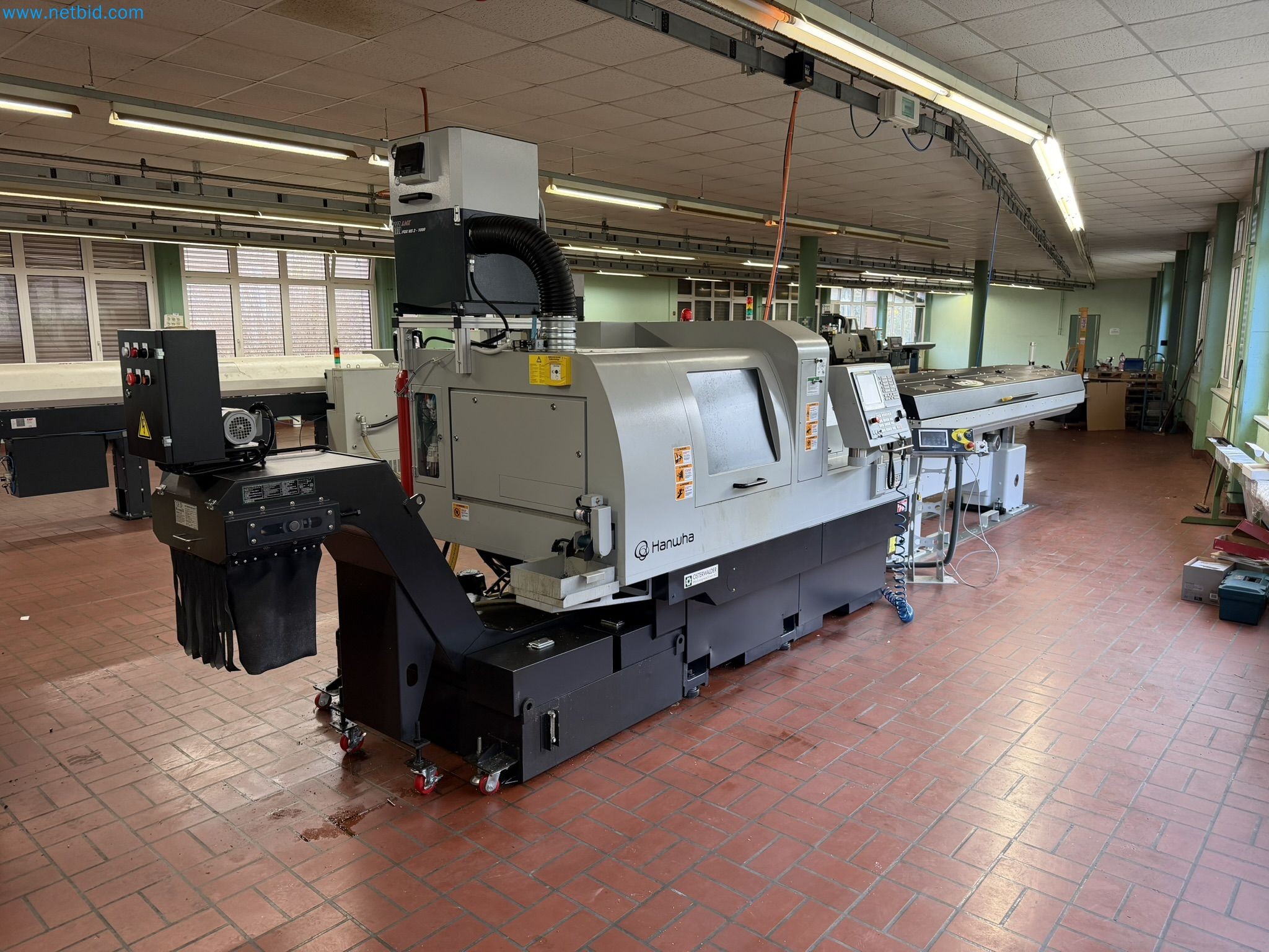 High-quality CNC sliding headstock automatic lathes from factory closure-2