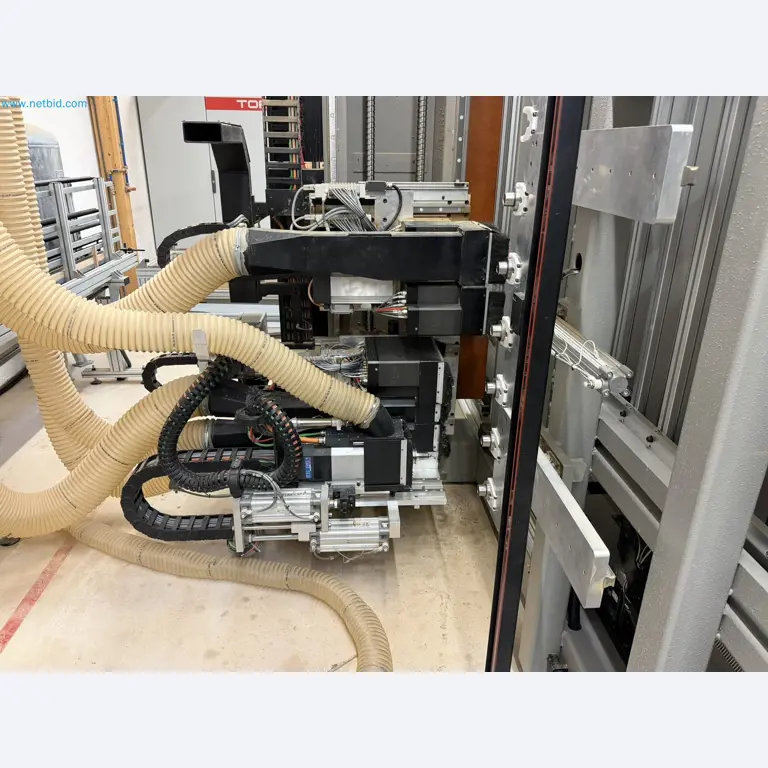 For sale due to insolvency. First-class longitudinal machining center with numerical control for modular furniture production with unloading robot-10