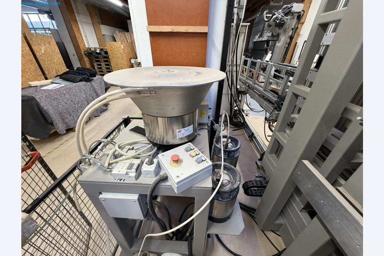 For sale due to insolvency. First-class longitudinal machining center with numerical control for modular furniture production with unloading robot-24