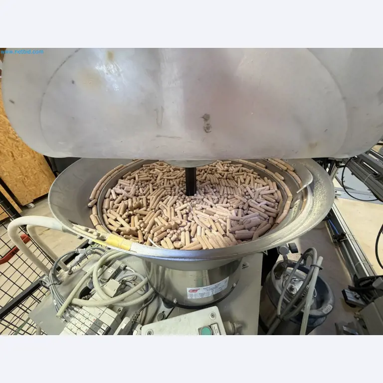 For sale due to insolvency. First-class longitudinal machining center with numerical control for modular furniture production with unloading robot-25