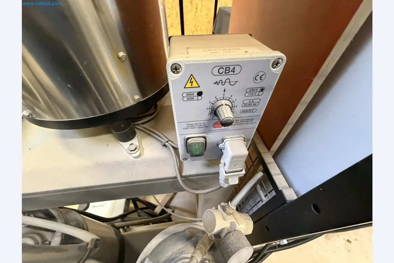 For sale due to insolvency. First-class longitudinal machining center with numerical control for modular furniture production with unloading robot-26