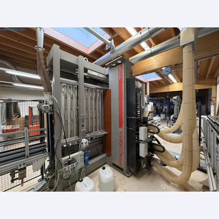 For sale due to insolvency. First-class longitudinal machining center with numerical control for modular furniture production with unloading robot-28