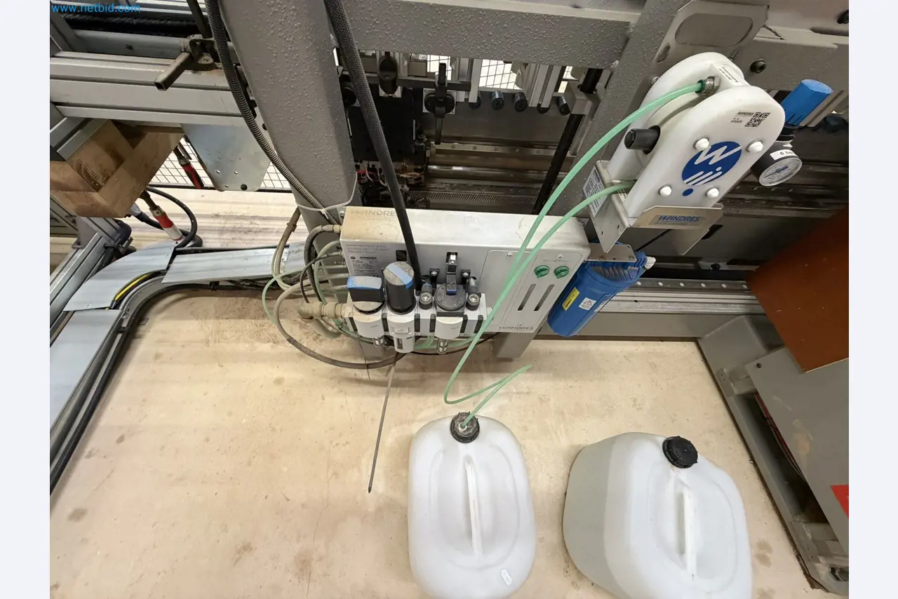 For sale due to insolvency. First-class longitudinal machining center with numerical control for modular furniture production with unloading robot-30