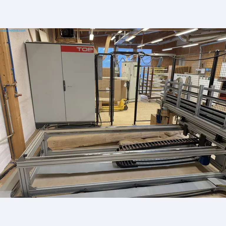 For sale due to insolvency. First-class longitudinal machining center with numerical control for modular furniture production with unloading robot-37