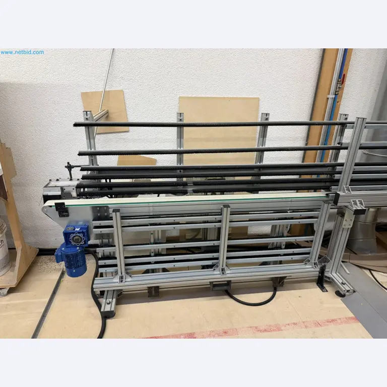 For sale due to insolvency. First-class longitudinal machining center with numerical control for modular furniture production with unloading robot-42