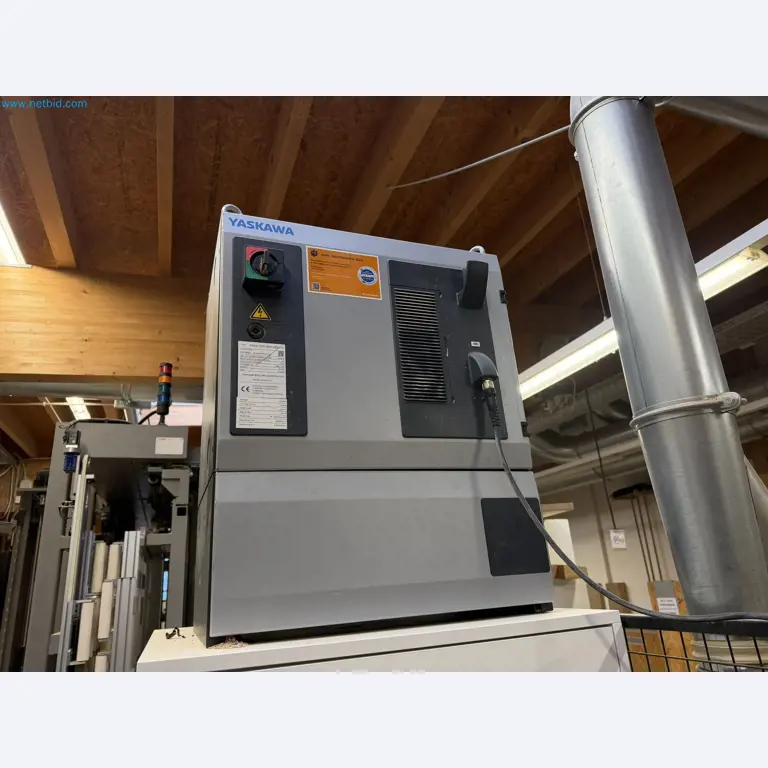 For sale due to insolvency. First-class longitudinal machining center with numerical control for modular furniture production with unloading robot-45