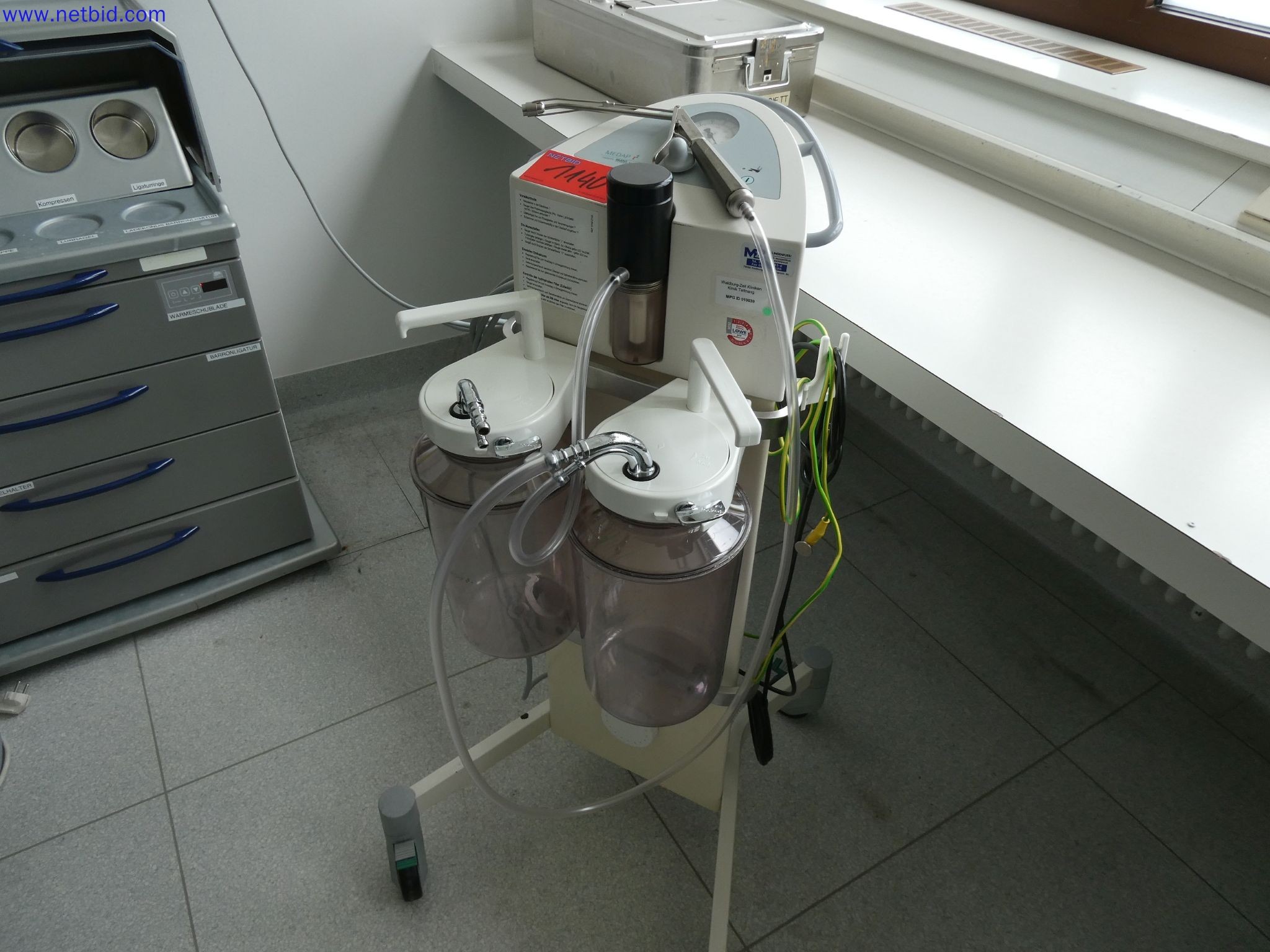 Ausstattung eines Klinikums-1