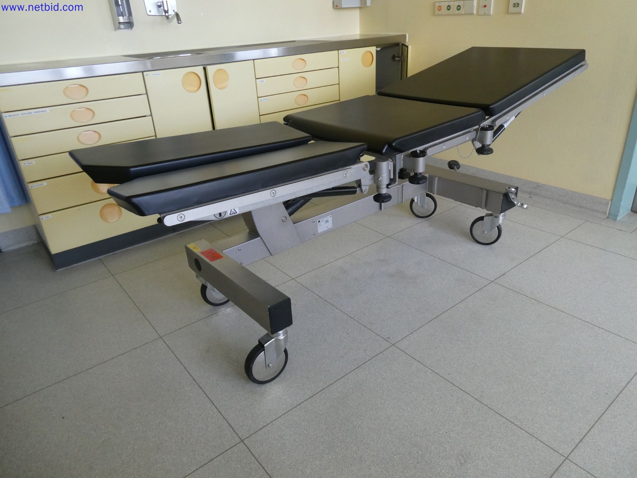 Ausstattung eines Klinikums-2