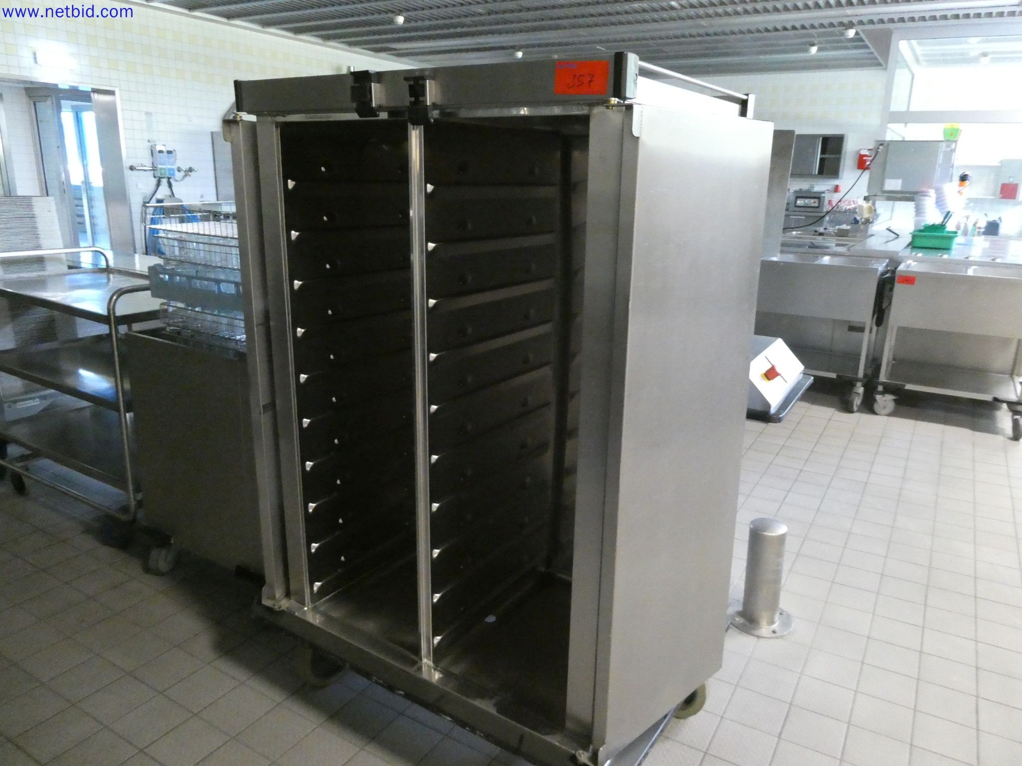 Wyposażenie szpitala-5