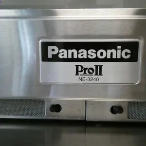Kuchenka mikrofalowa do zastosowań komercyjnych Panasonic NE-3240