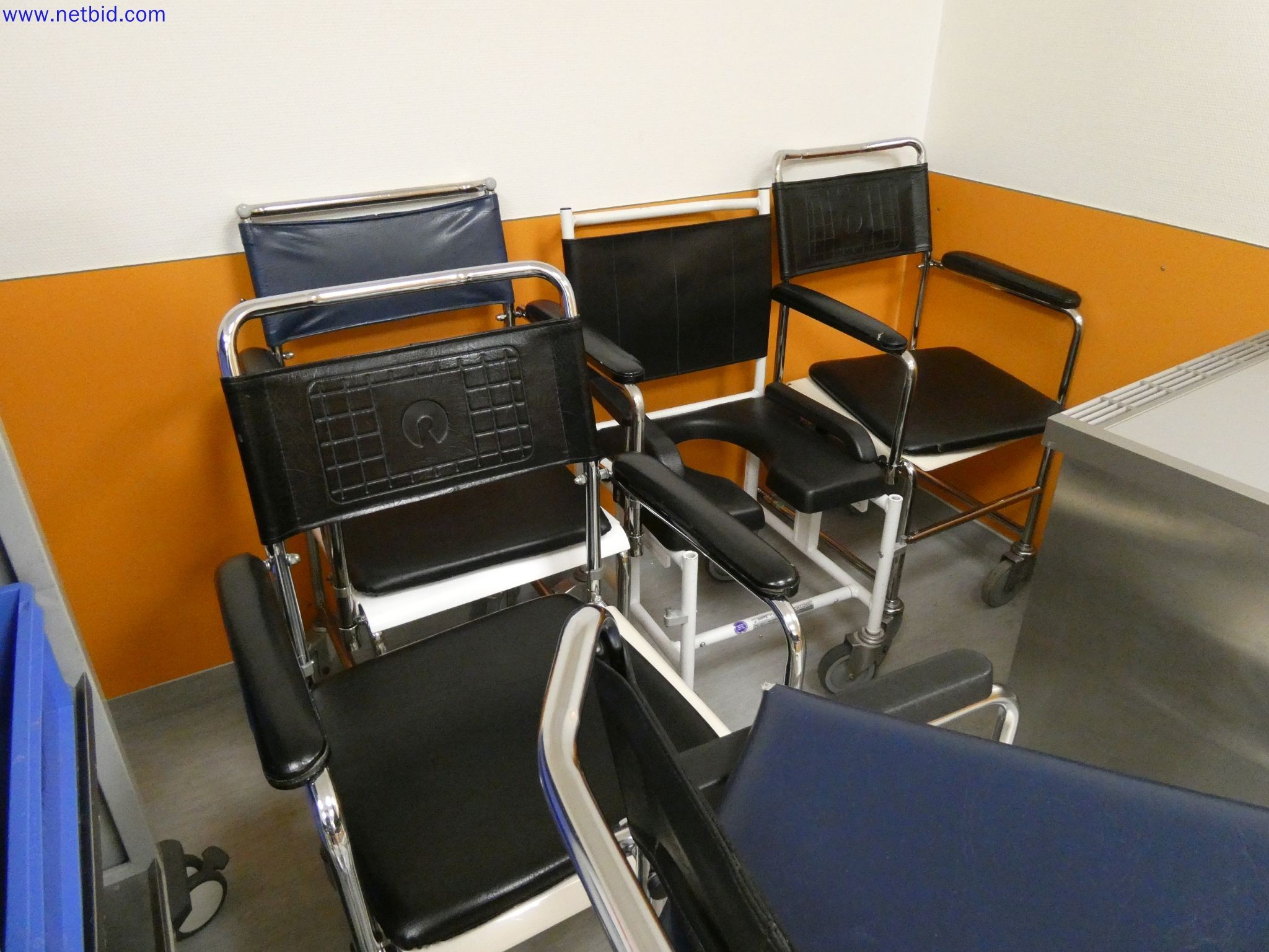 Wyposażenie szpitala-11