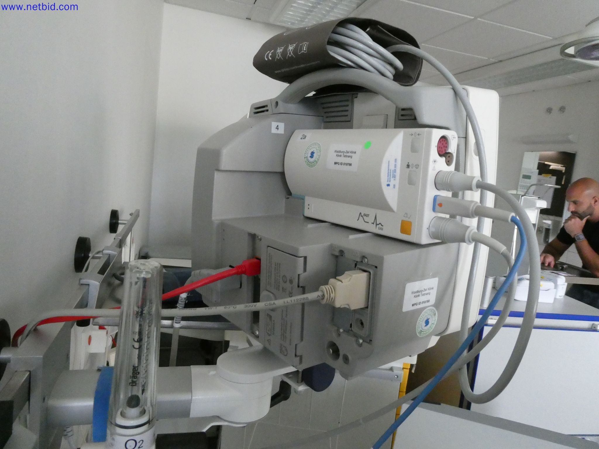 Ausstattung eines Klinikums-1