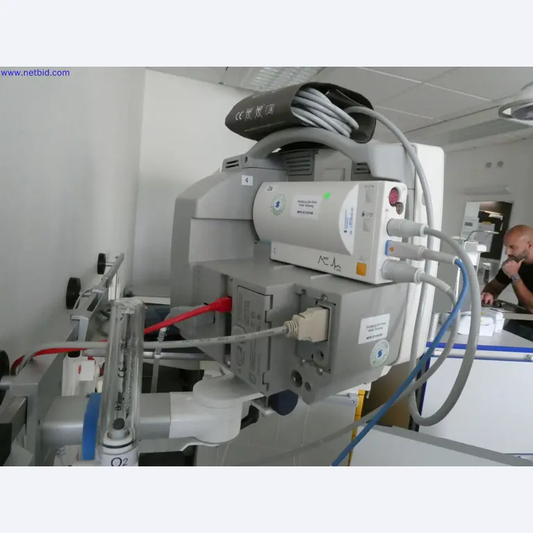 Ausstattung eines Klinikums-1