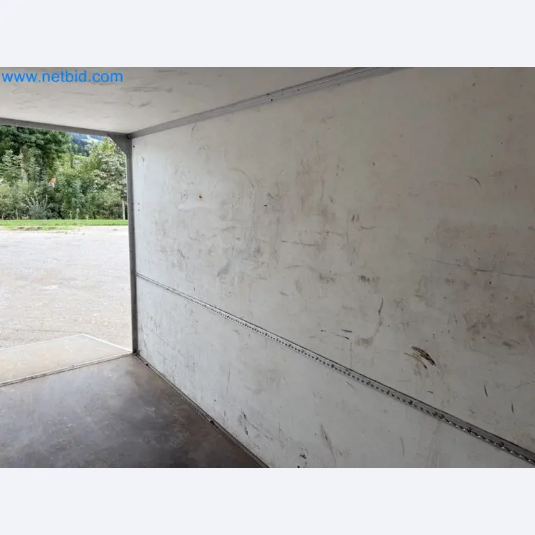 Passenger car tandem trailer Hapert SAPPHIRE TA/C39B/302 and passenger car plateau tandem trailer Eduard P4-14