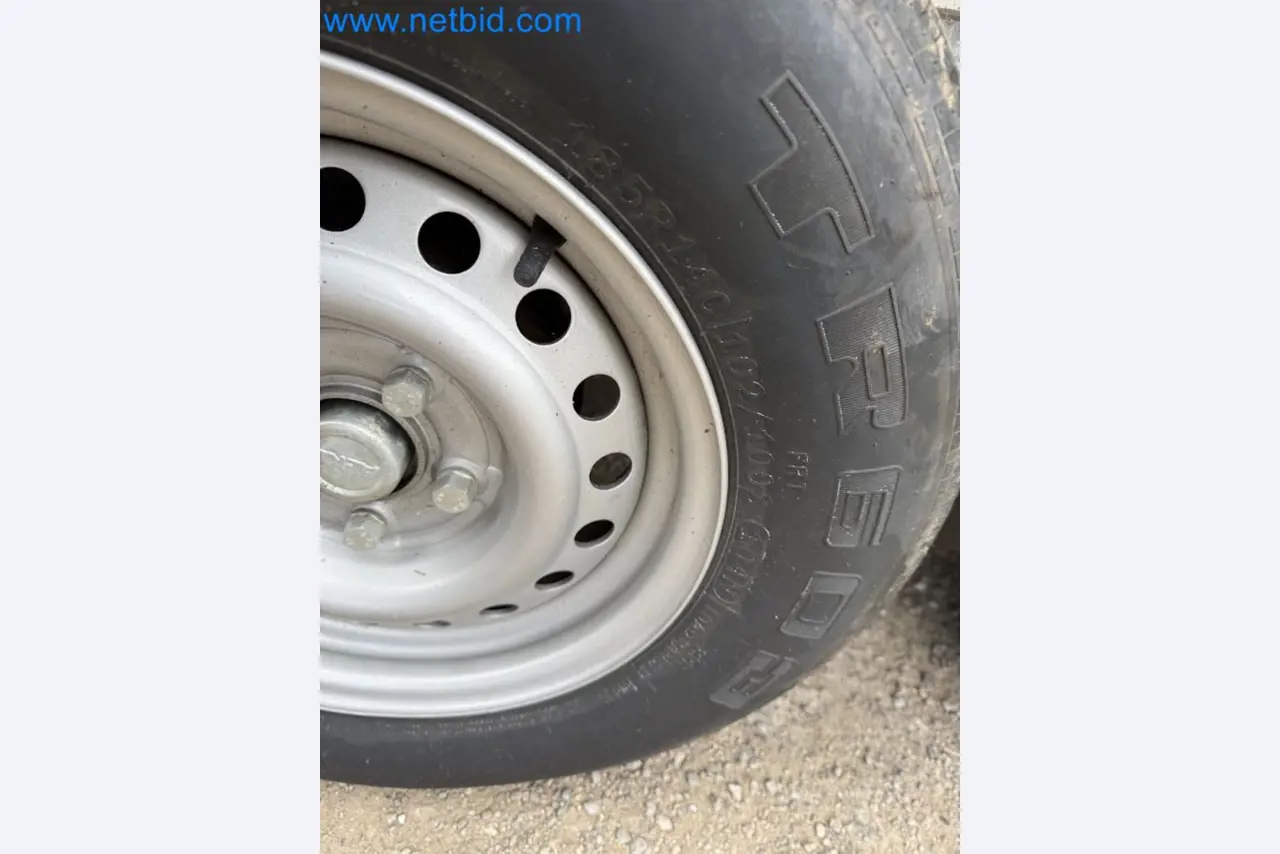 Passenger car tandem trailer Hapert SAPPHIRE TA/C39B/302 and passenger car plateau tandem trailer Eduard P4-8