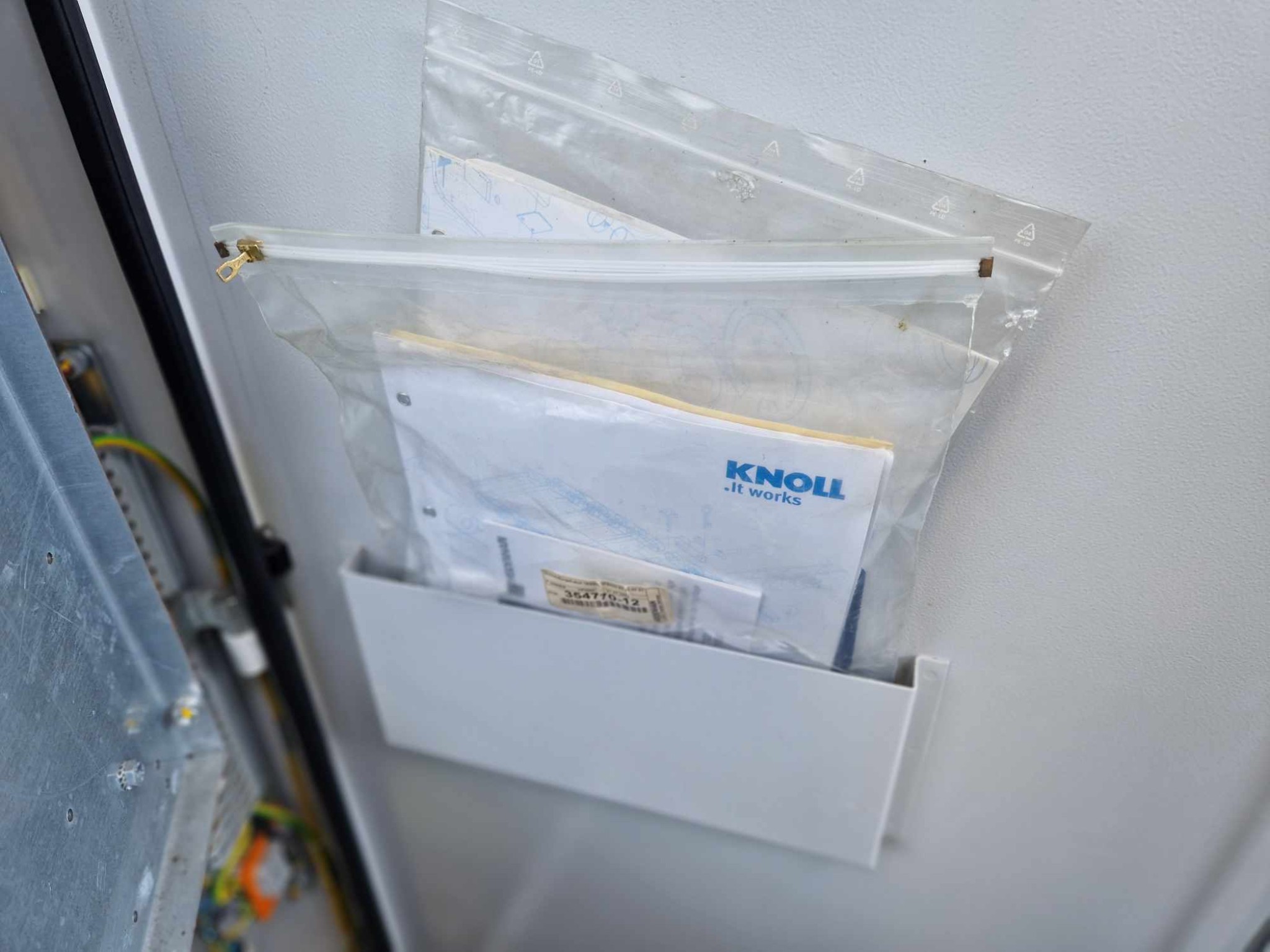 3-axis vertical machining center-10