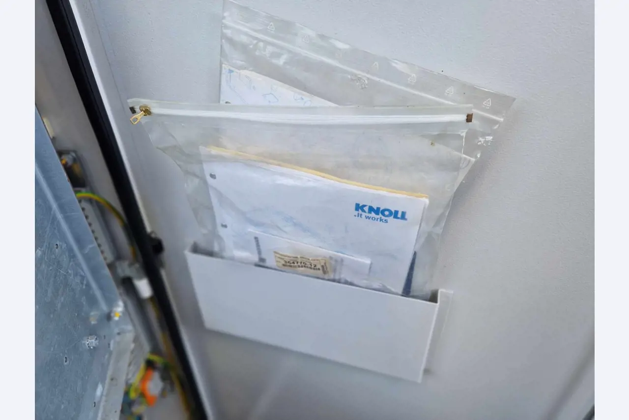 Centre d'usinage vertical 3 axes-10