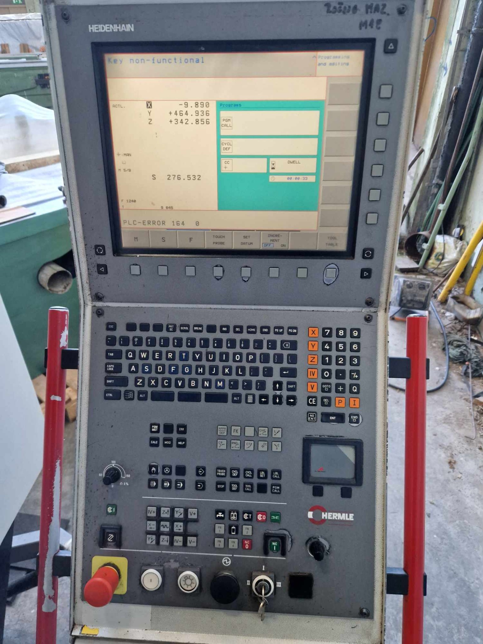 3-axis vertical machining center-11