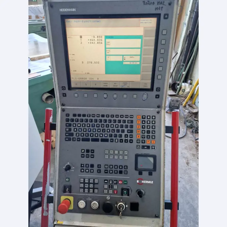 Centre d'usinage vertical 3 axes-11