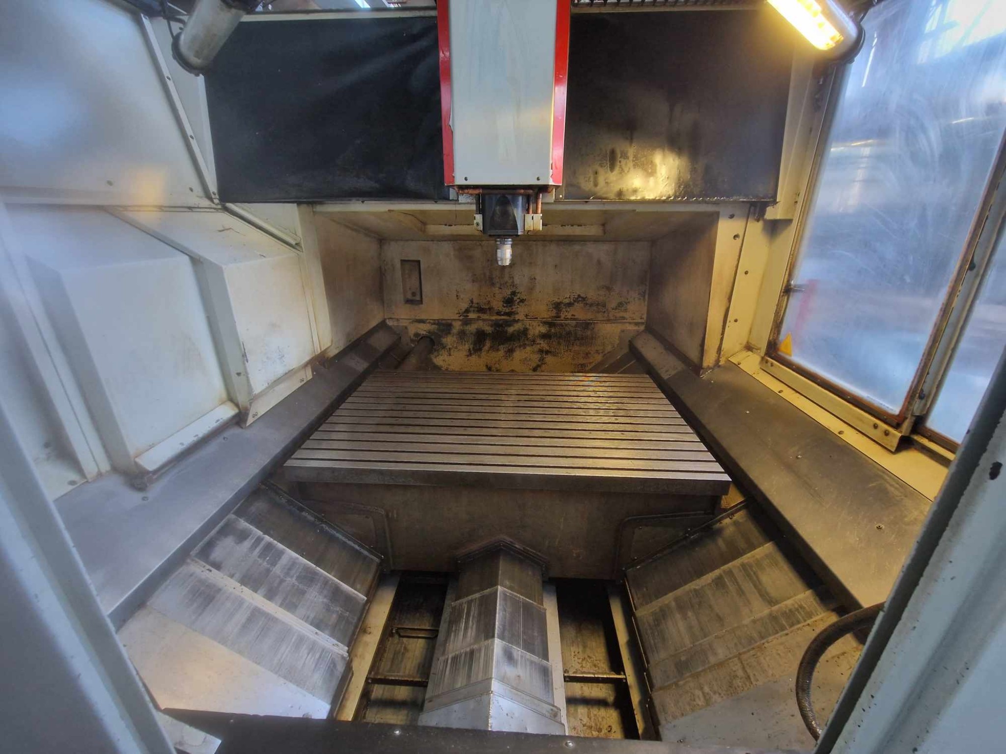 3-axis vertical machining center-14