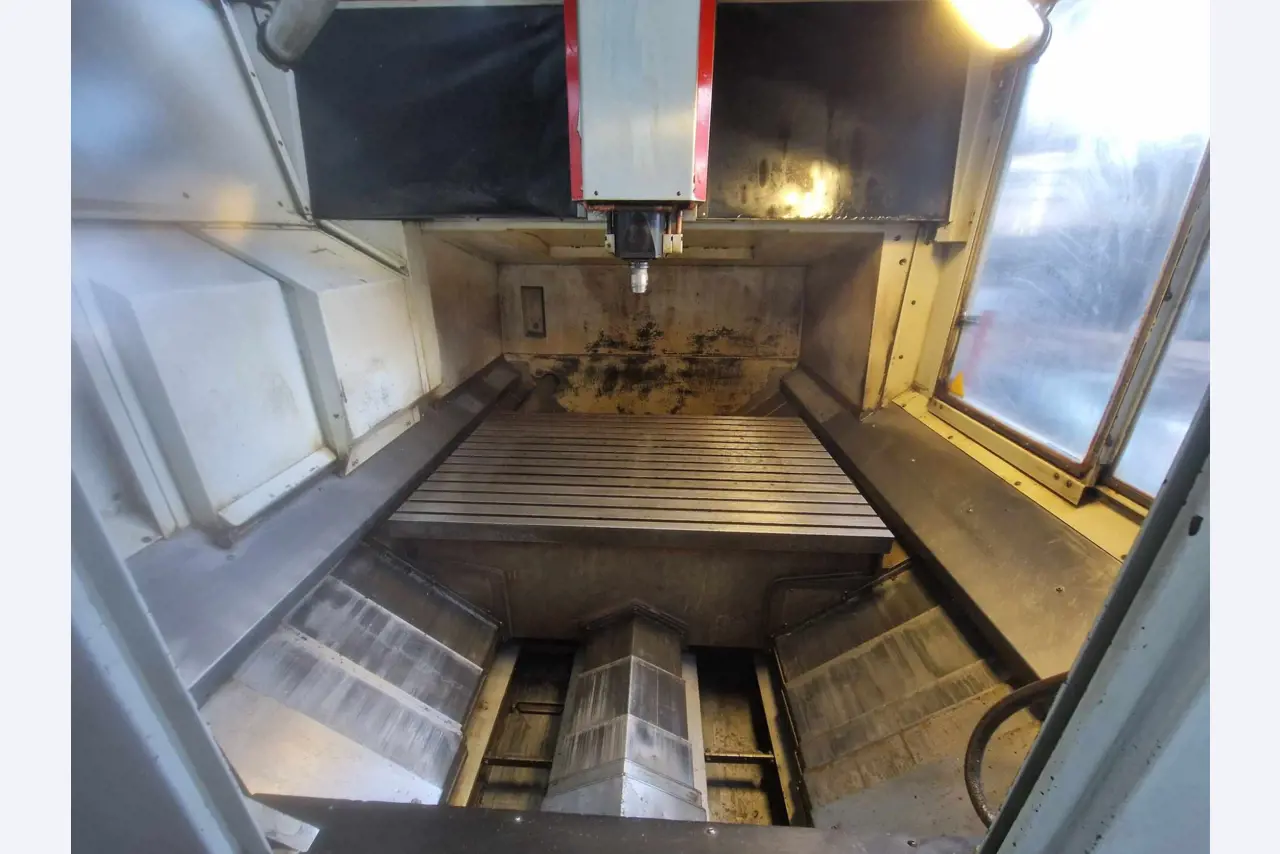 Centre d'usinage vertical 3 axes-2