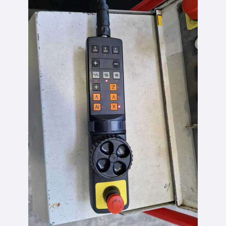 Centre d'usinage vertical 3 axes-9