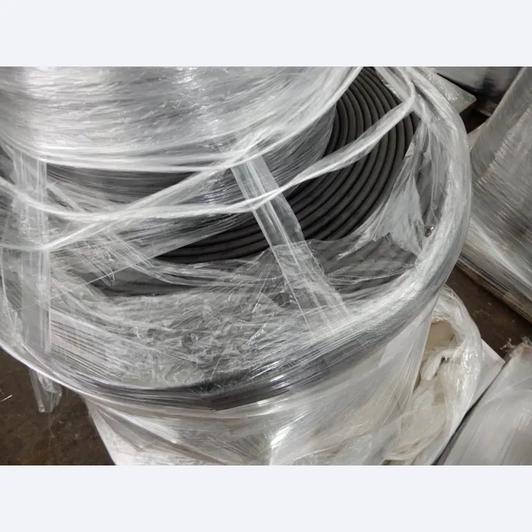 Maschinen zur Textil- und Planenverarbeitung-4