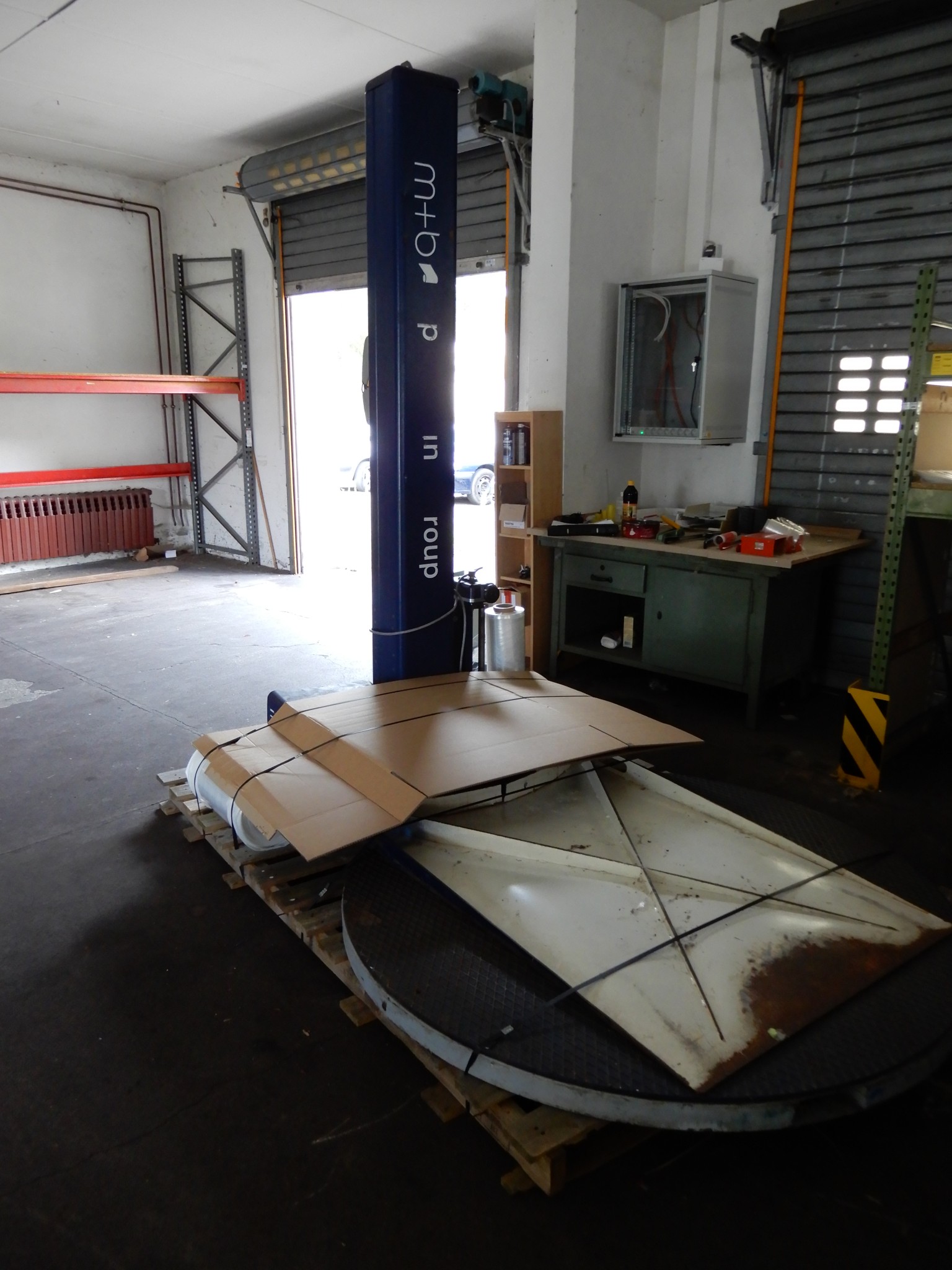 Machines pour le traitement des textiles et des bâches-1