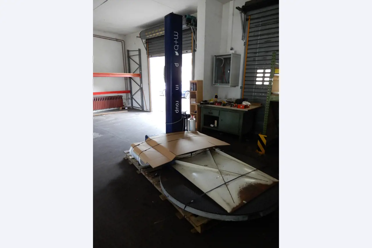 Máquinas para el tratamiento de textiles y lonas-1