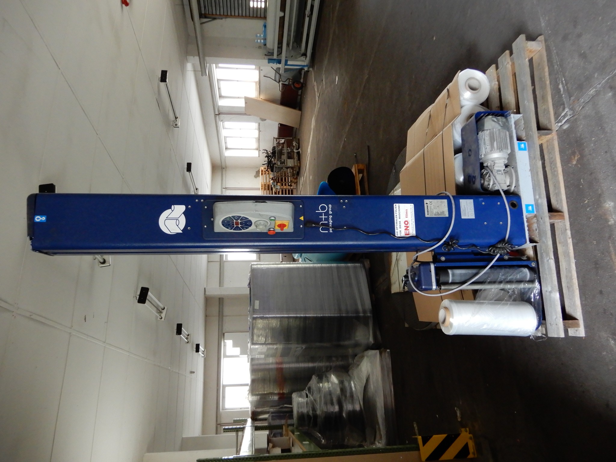 Machines pour le traitement des textiles et des bâches-3