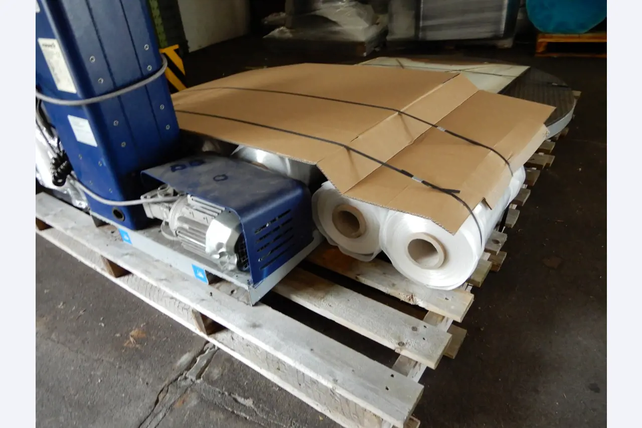 Máquinas para el tratamiento de textiles y lonas-5