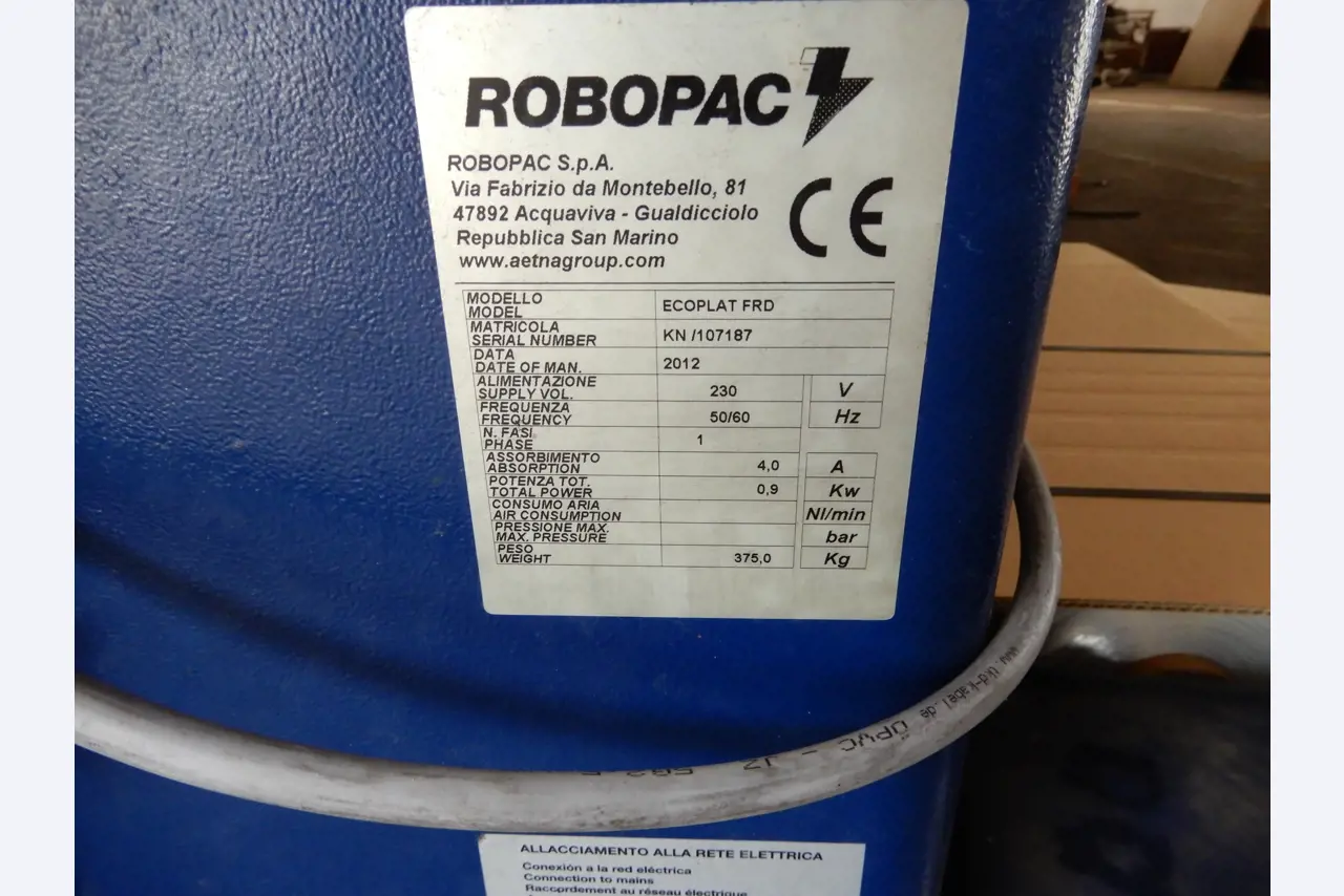 Máquinas para el tratamiento de textiles y lonas-6