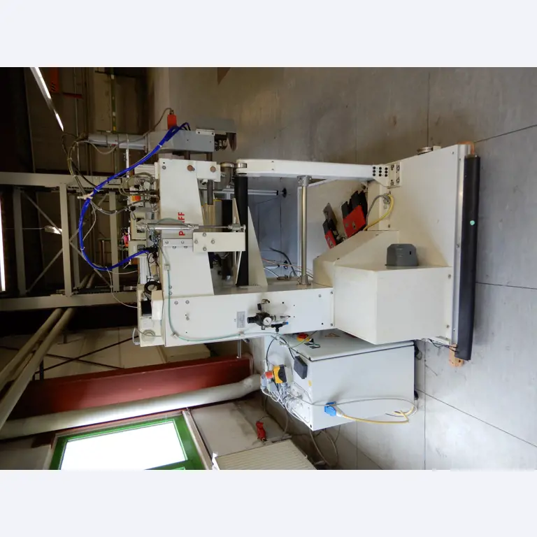 Máquinas para el tratamiento de textiles y lonas-10