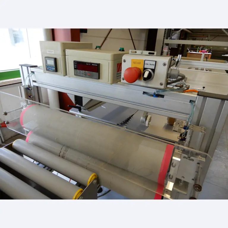 Máquinas para el tratamiento de textiles y lonas-6