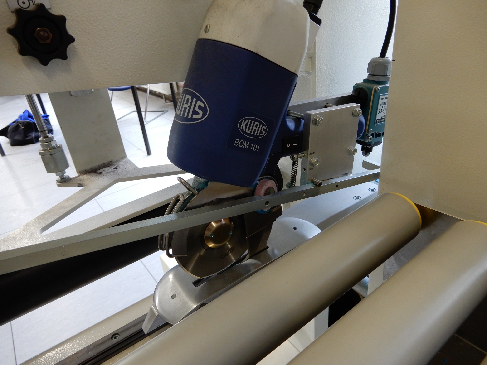 Machines for textile and tarpaulin processing-8