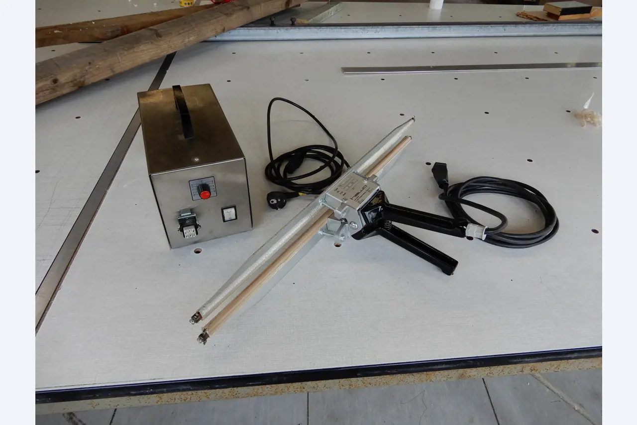 Máquinas para el tratamiento de textiles y lonas-1