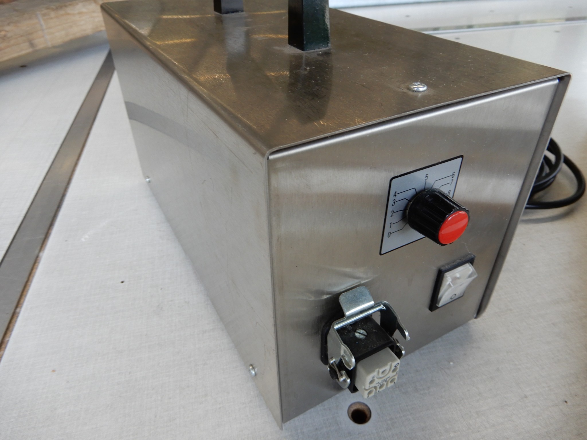 Machines for textile and tarpaulin processing-2